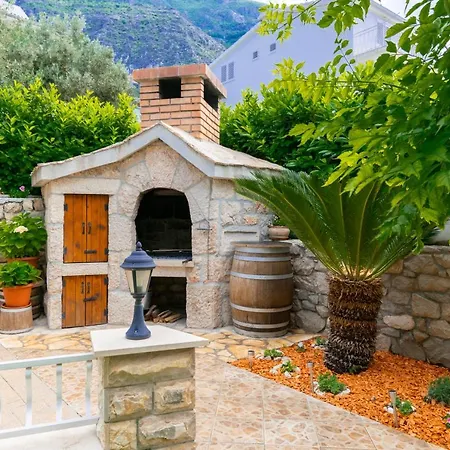 Iva With Sea View Appartamento *