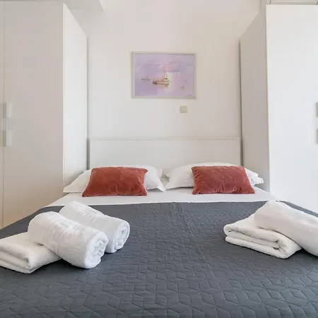 Apartman Iva With Sea View Makarska