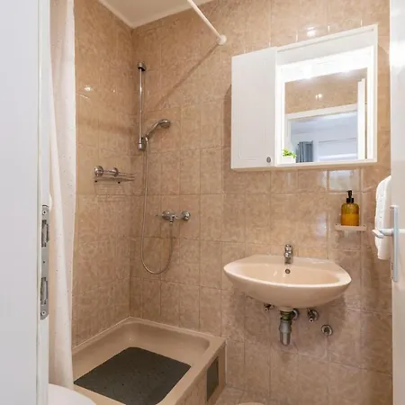 Apartman Iva With Sea View Makarska