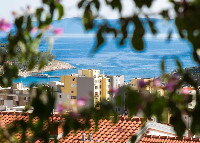 Apartment Iva With Sea View *